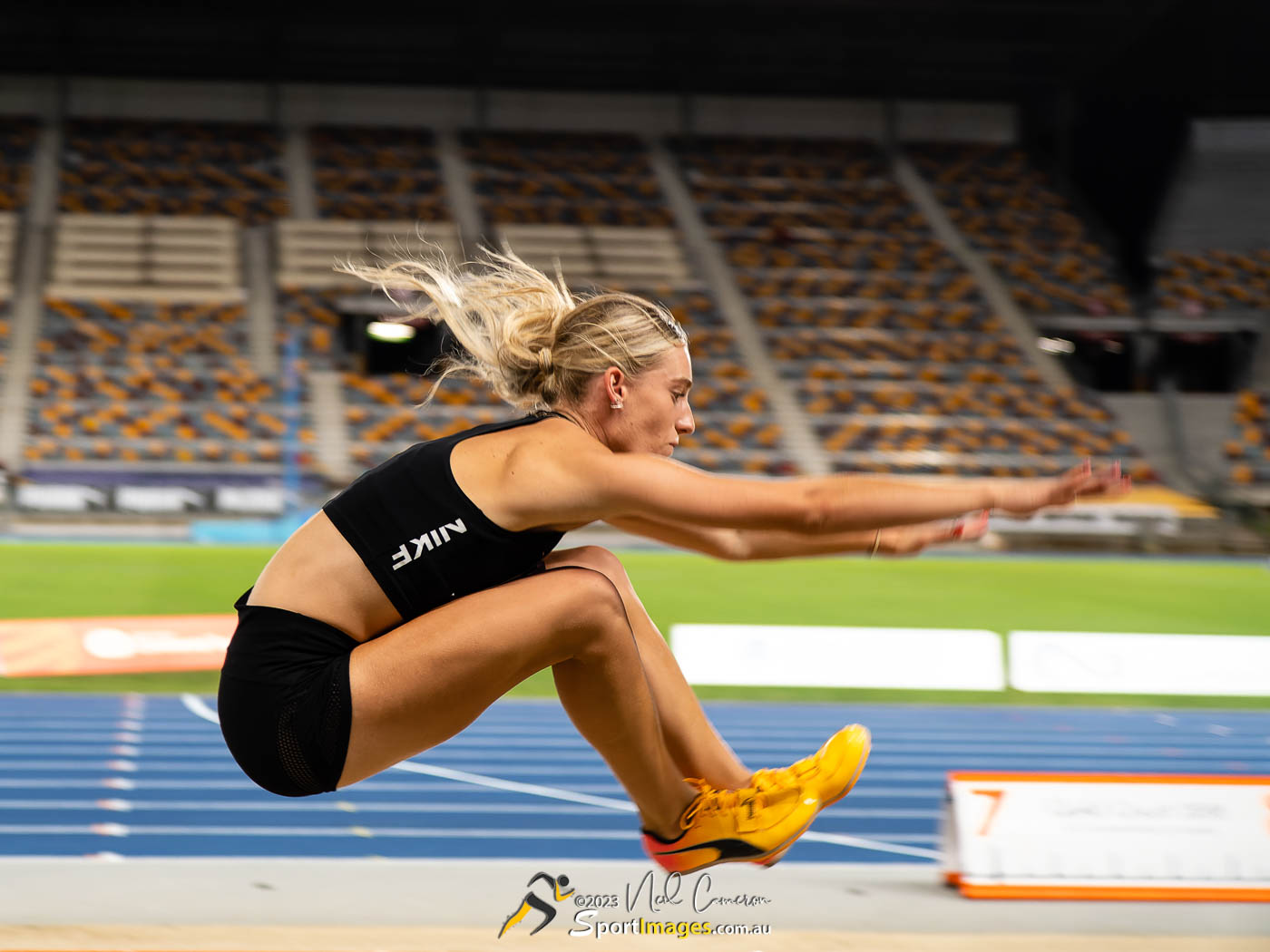 Samantha Dale, Women's Long Jump